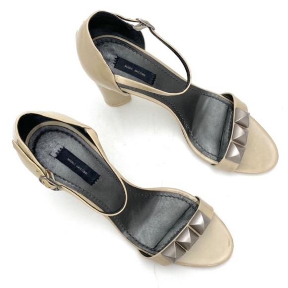 MARC Jacobs Studded Patent Leather Nude Ankle Straps Chunky Heel Sandal Sz 10.5 - Picture 4 of 8